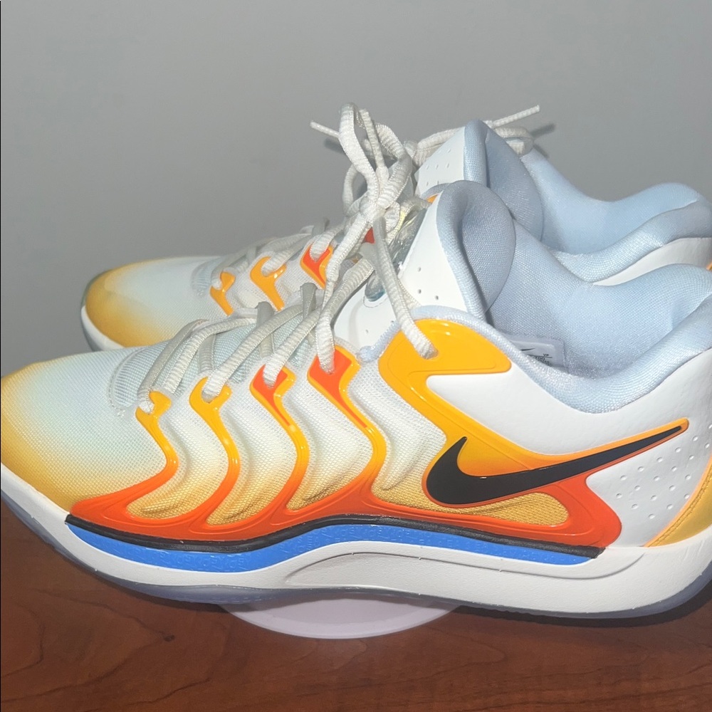 Nike KD 17 Sunrise University Gold Basketball Shoes 
' Orange and White Sneakers - Picture 5 of 8